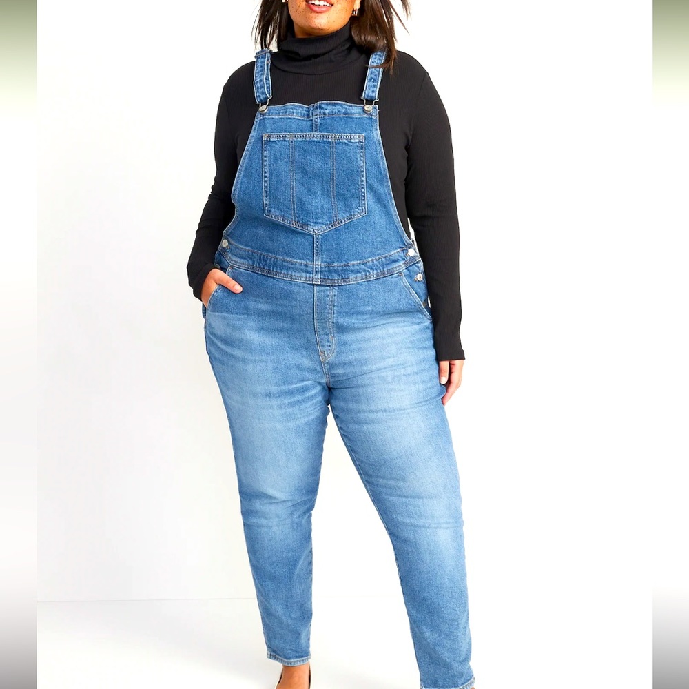 OLD NAVY “OG” Denim Overalls. Womens Size 18. Medium Wash. straight leg
